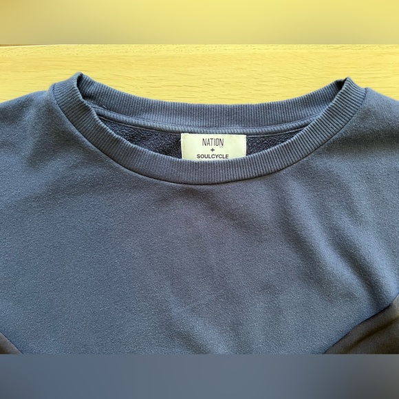 Nation x SoulCycle Cropped Sweatshirt Navy Contrast Sleeve M - Picture 5 of 12